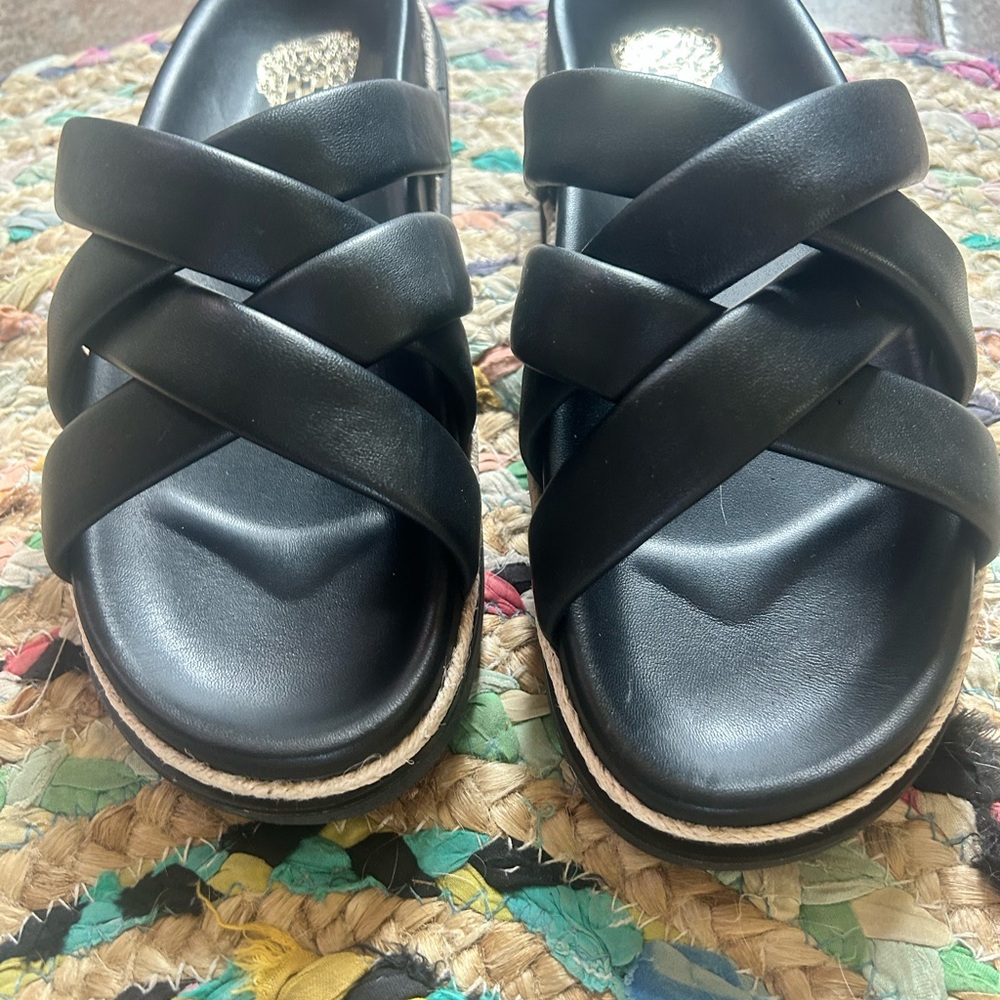 Vince Camuto Platform Black Sandals - Crisscross Straps - Sz 11